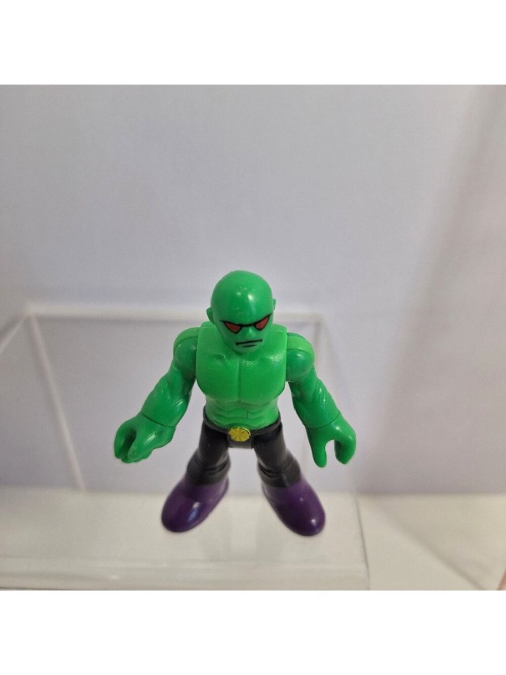 Imaginext DC Super Friends Martian Manhunter Action Figure Green Purple - Picture 6 of 9